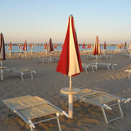 Delle Dune Hotell 3*
