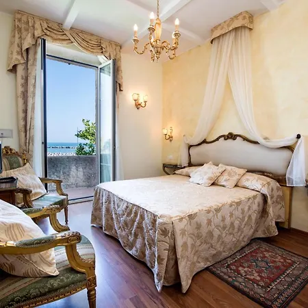Delle Dune Hotell 3*